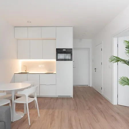 Brand New And Modern 1bdr Apartament Wilno